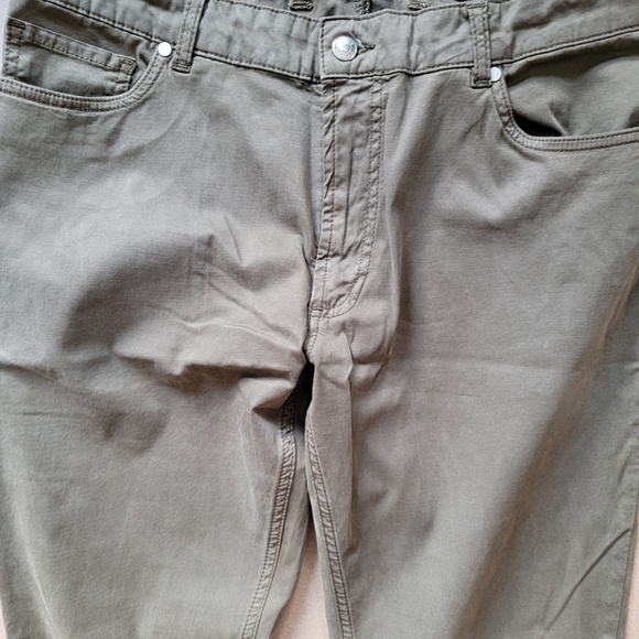 Peter Millar Collection Pants Olive Green Size 36 – Gently Worn - Picture 2 of 7